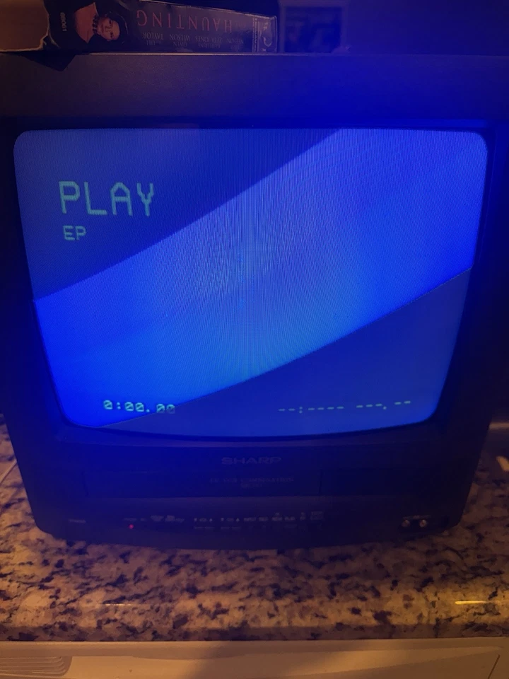 1999 Sharp 13VT-L100 13" TV VCR Combo Player Retro Gaming CRT TV Brown No Remote - Image 2 of 4