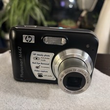 HP Photosmart M447 5.0 MP Digital Camera Black Model SNPRB-0704 With Case Works