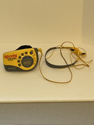 Sony Sports Walkman FM/AM Radio SRF-M78 w/MDR-W10 Headphones Tested Works