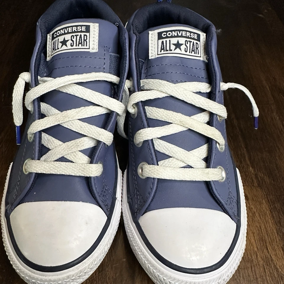 Camisetas altas Converse All Star jóvenes niños talla 2 Chuck Taylor cuero azul Axel Foto 3 de 4