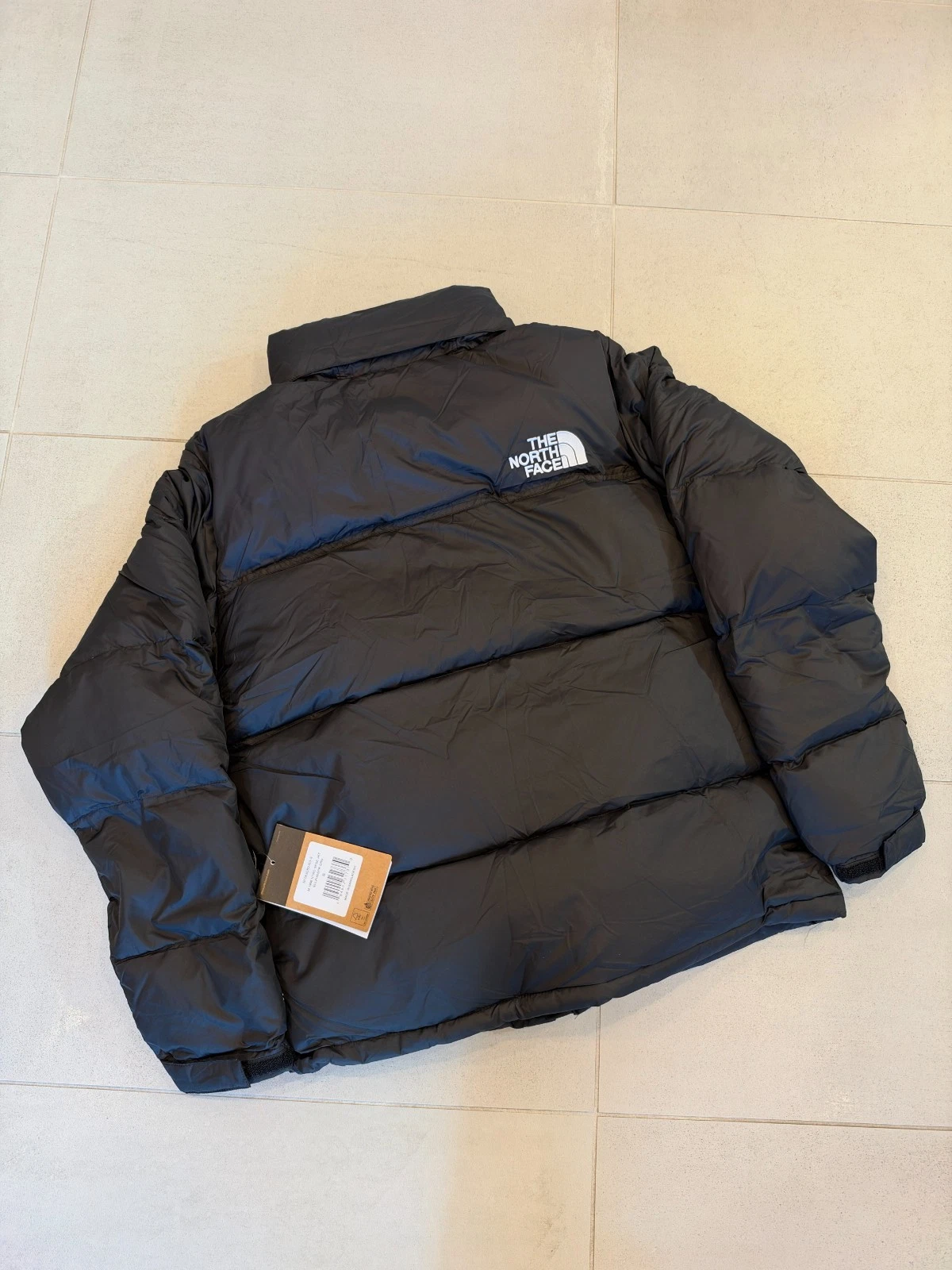 The North Face Men's 1996 Retro Nuptse 700 Down Puffer Jacket Black Size Large - product detail image 2