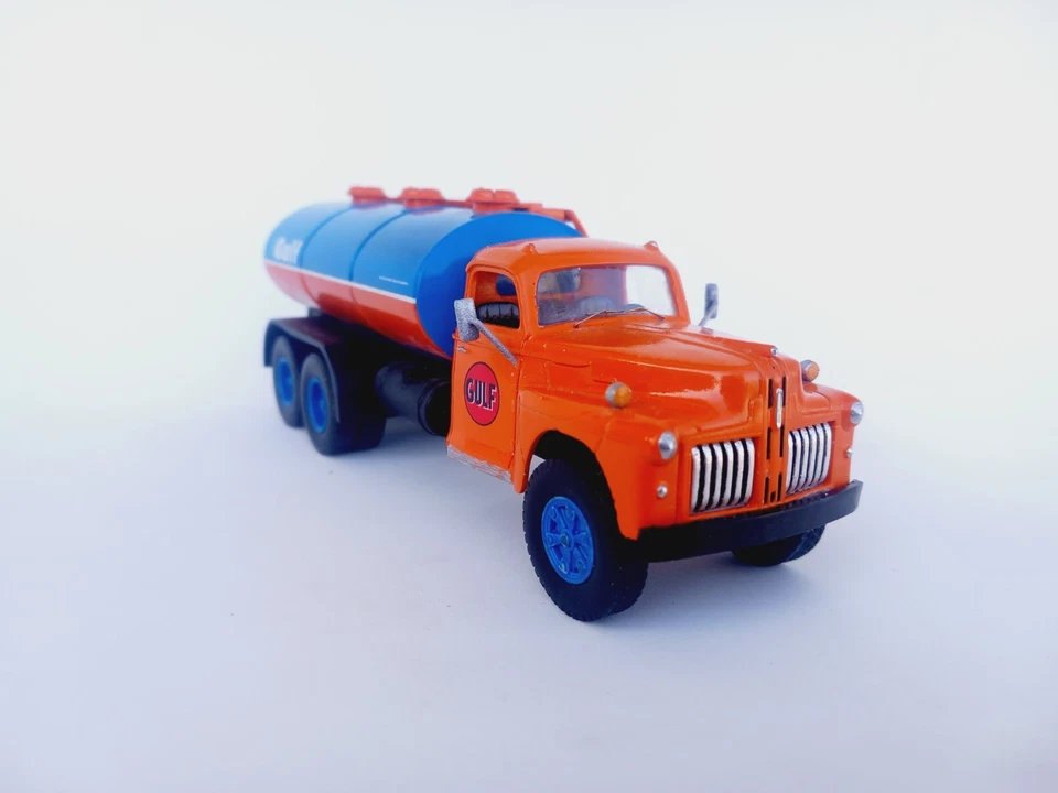 1/50 o scale 3d printed 1952 Federal Style Liner truck handmade custom kitbashed - Image 3 of 4