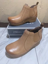 Dansko Women's Frankie Honey Distressed 41 232581212