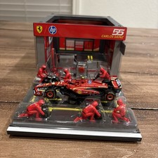 1/43 Bburago - Ferrari F1 SF-24 55 f1 2024 - Carlos Sainz - Pit Pass Diorama