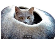 Cat Wool Cave Large Indoor House Bed for Cats Cove Black White Made in Nepal NEW