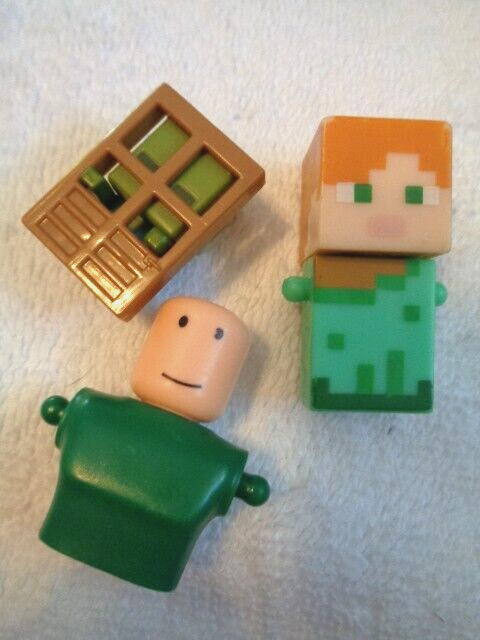 Lego People 3 Mini figure Cube Pixel Window Minecraft Alex Green Roblox  Jazwares