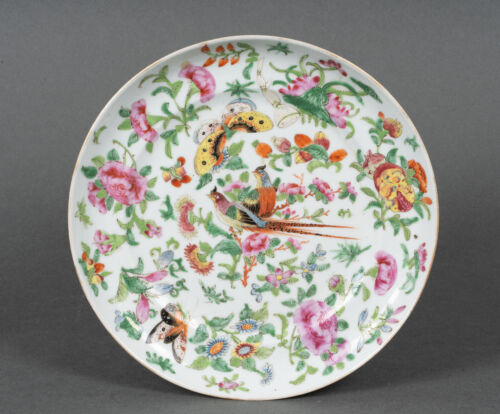 Assiette en porcelaine XIXe Canton à décor floral oiseaux et papillons H5218 - Photo 1/11