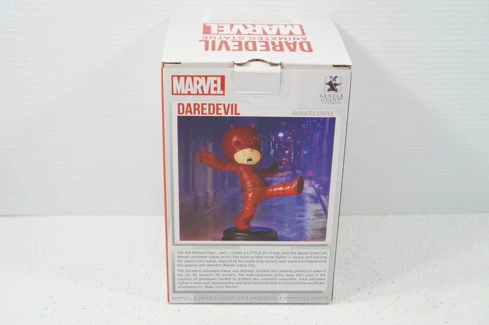 Estatua animada Gentle Giant Daredevil Foto 3 de 4