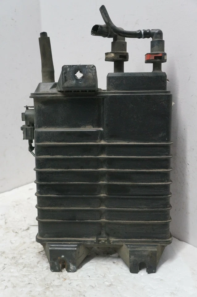 Ford Focus 2014 evaporador de vapor de combustible emisión bote EVAP BV61-9E857-DD fabricante original Foto 3 de 4