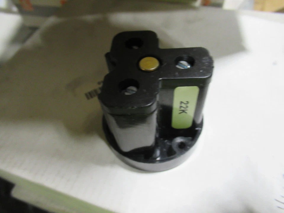 Eaton 1254-BU;1 (CAJA DE 48) Receptáculo eléctrico 50A 250V 2P3W puesta a tierra 6-50R NUEVO-B Foto 4 de 4