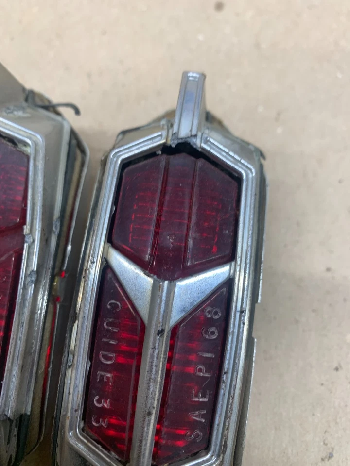 1968 1969 68 Cutlass Oldsmobile 442 cuarto panel Oldsmobile luces de señalización Foto 4 de 4