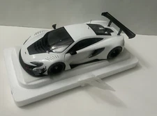 1/18 AUTOART 2017 McLAREN 650S GTE white/black