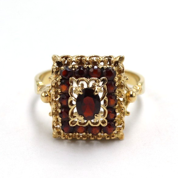 Rectangular Ring With Garnets In 18K Solid Gold V… - image 1