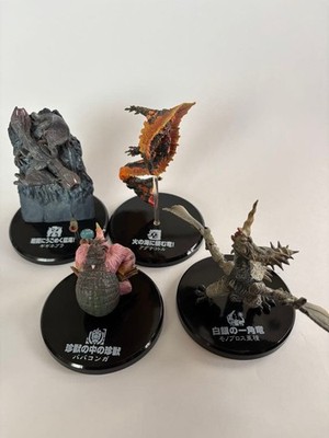 Monster Hunter Figuren Babu Kon Ga Monoblos Unterart Agnaktor Giginebra