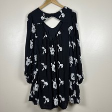 Free People Women's XS Mini Dress Black Floral Embroidered Boho Cutout Back