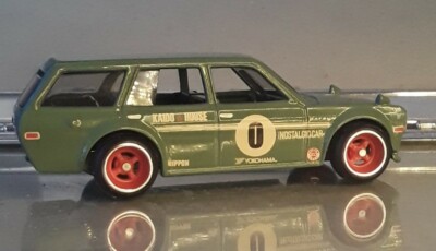 Hot Wheels Premium Car Culture from Nissan Set 71' Datsun 510