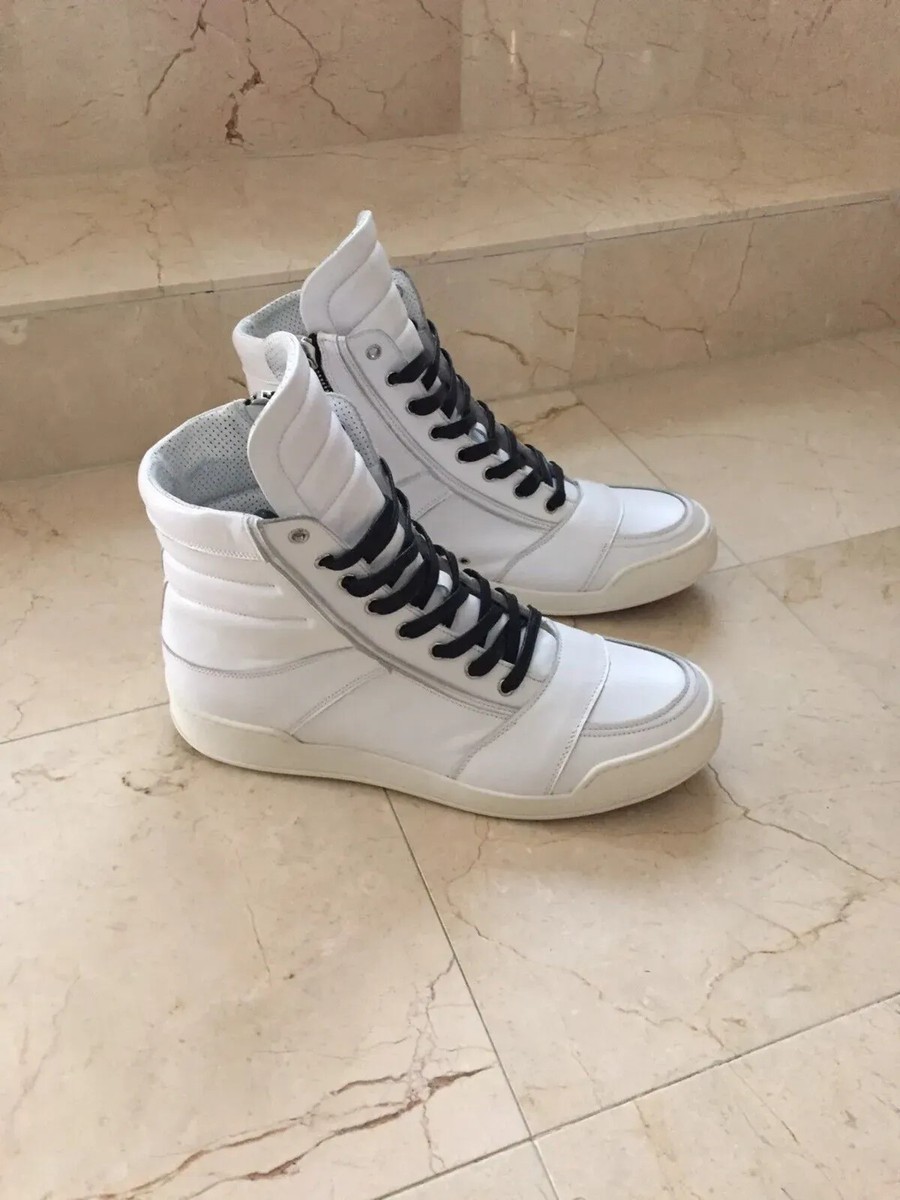 本日限定大幅値下げBALMAIN Ｈ&Mコラボグラディエーターサンダル 写真3/10｜バルマン“日本の下駄＆レーシングボート”着想の新作