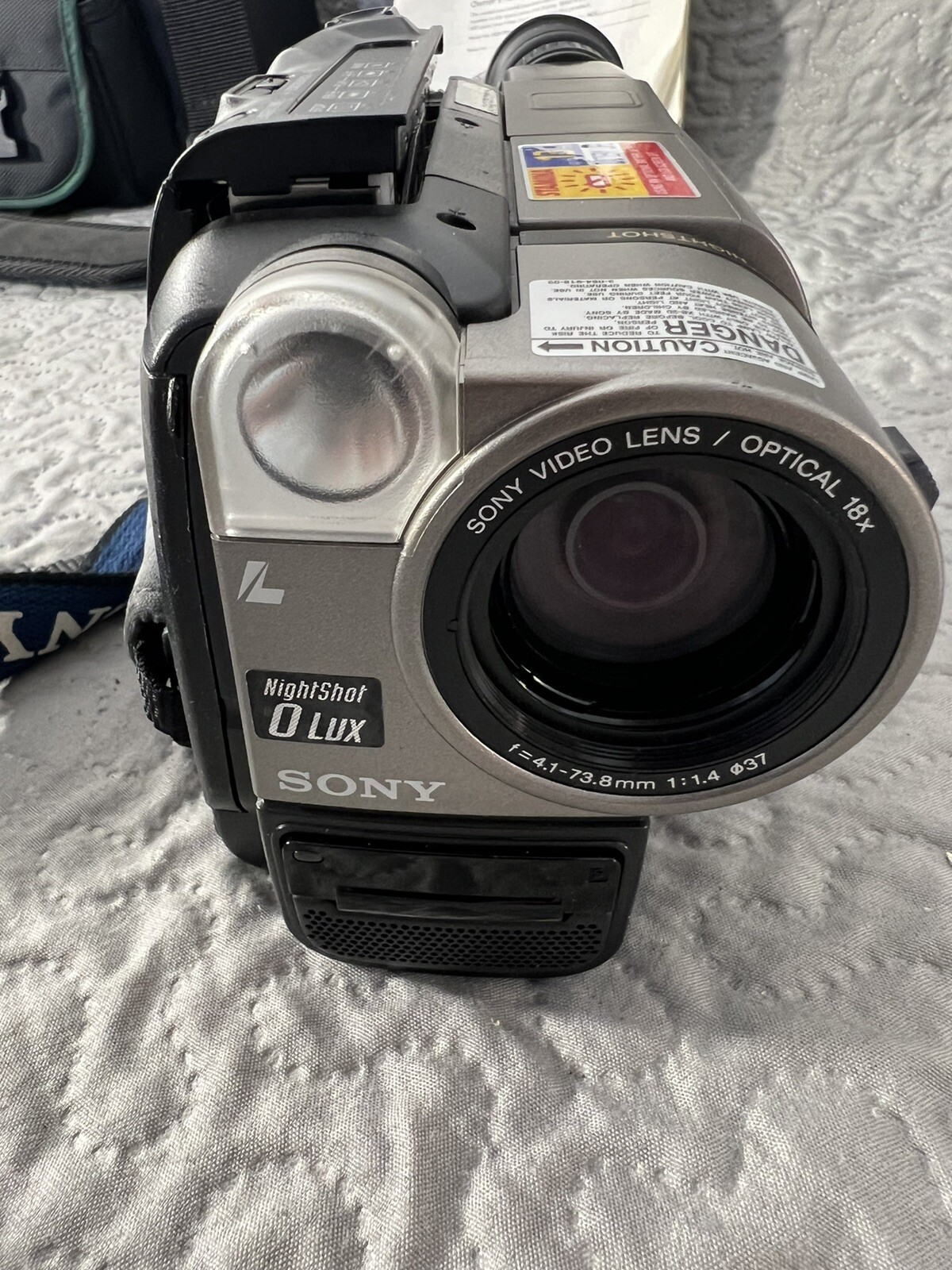 Sony Handycam Night Vision CCDTRV43 Camera NTSC Video Hi8 Camcorder