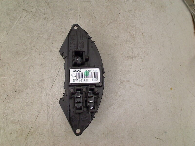 HEIZWIDERSTAND HEATER RESISTOR 538 km Fiat 500 (312) 2020 61775060 