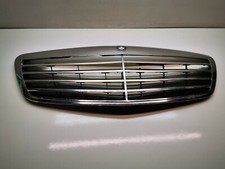 Calandre Mercedes 320