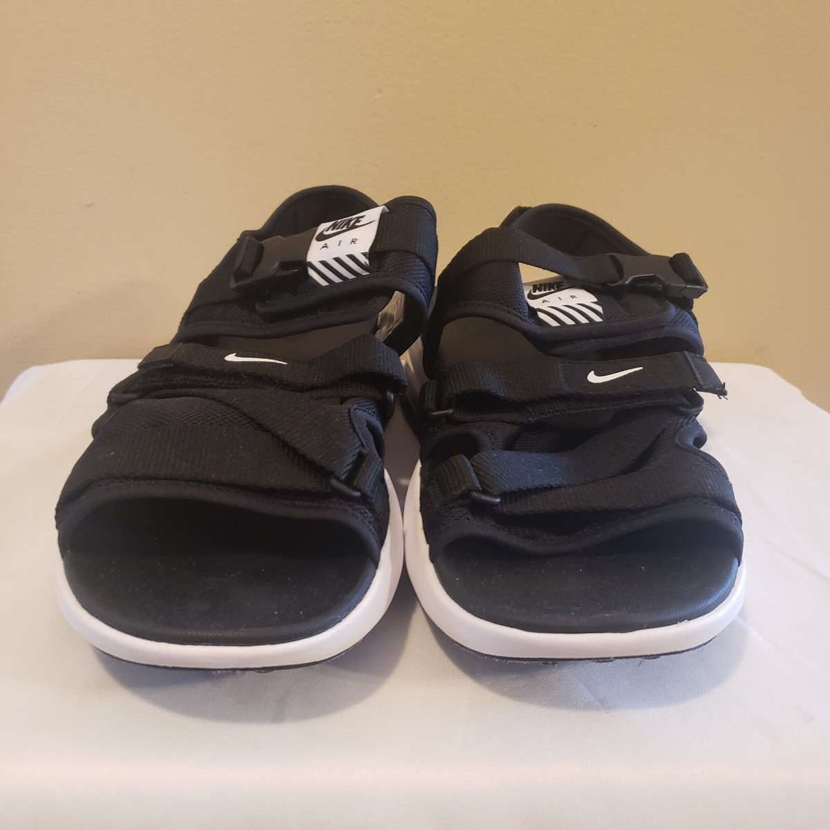 ?Nike Air MAX  Mens 13 Sandals Black and White Ankle Strap Slip Ons DD9973-001‎ Nike Air MAX Men main image 2