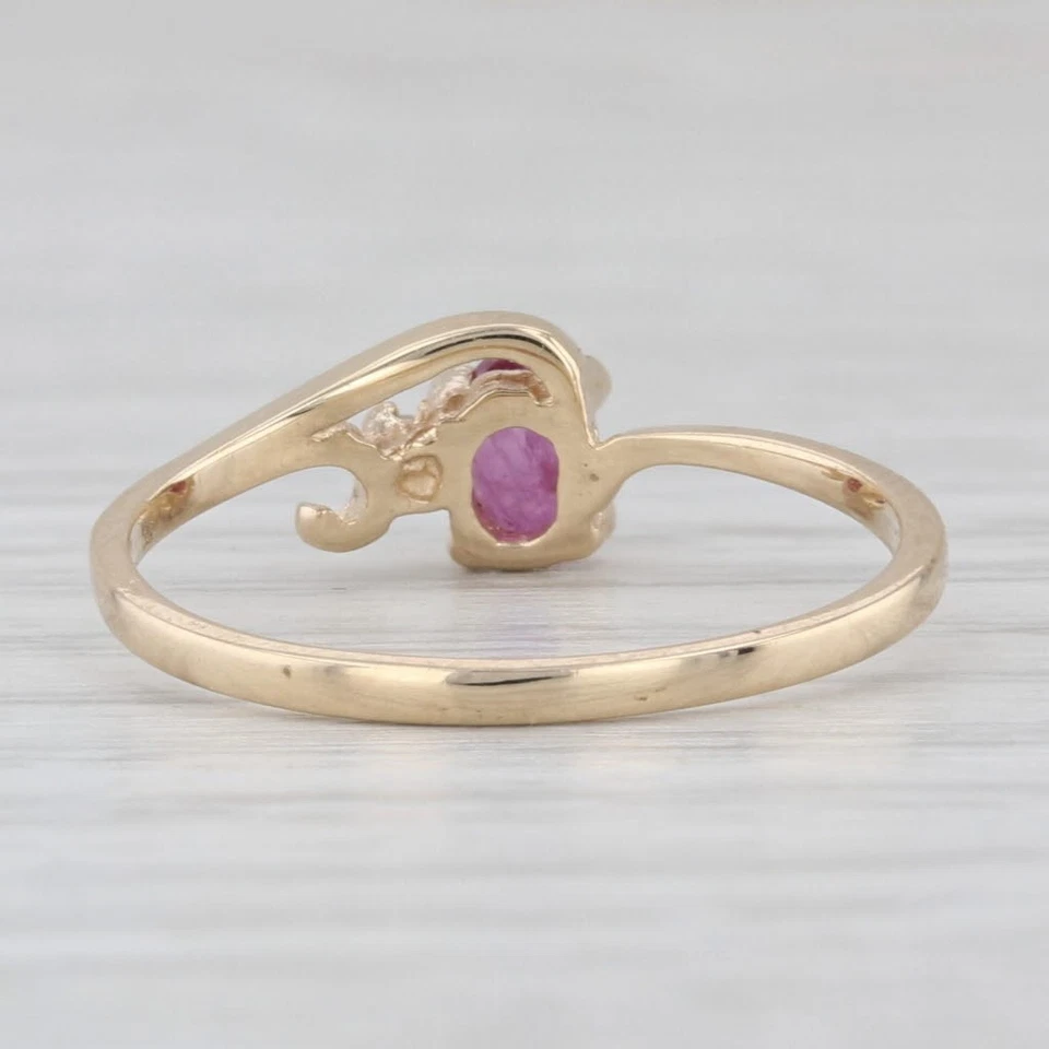 0.23ct Oval Ruby Solitaire Ring 10k Yellow Gold Size 6.25 Bypass - Image 4 of 4