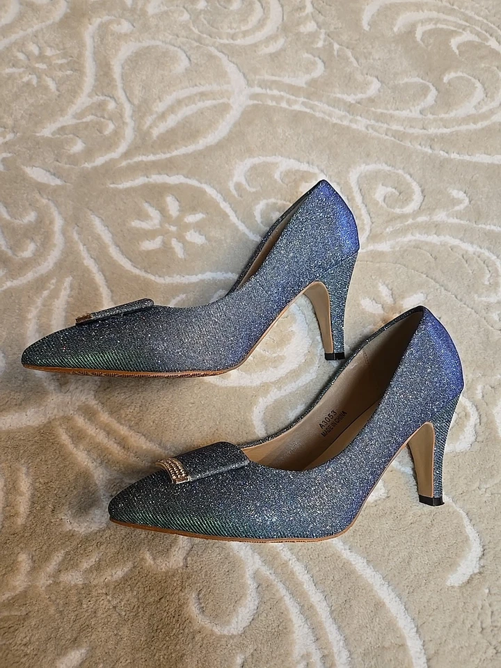 John Fashion Sparking Blue W/ Rhinestone Heel Shoes Size 7 Pointed Toe - Image 2 of 4