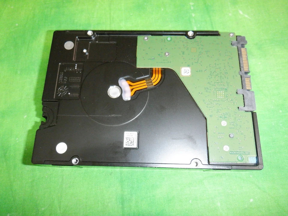 Seagate Enterprise Capacity ST8000NM0055 8TB SATA HDD 1RM112-002 - Image 3 of 3