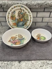 Vintage Oneida Peter Rabbit Child's Melamine Plate & 2 Bowls 3 Piece Dish Set