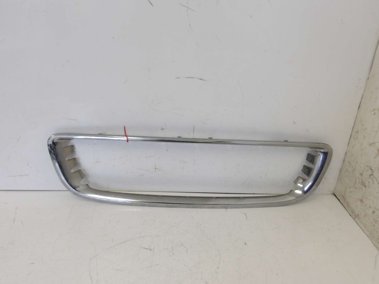 VOLVO S40 V50 2006-2012 FRONT BUMPER RADIATOR TRIM CHROME 30744918  