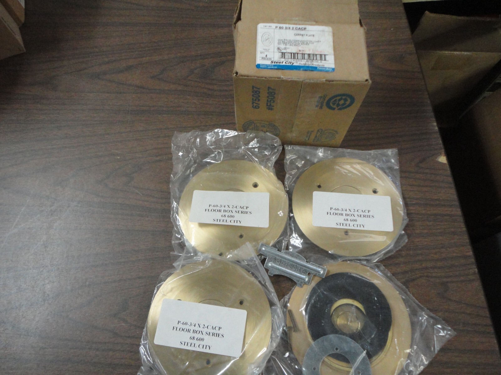 "NEW" "Box of Four" Steel City P 60 3/4 2 CACP Brass Carpet Plates