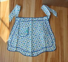 VINTAGE APRON NEW w tag Pride of the Blossom Blue Apple Pocket 1960's Retro 