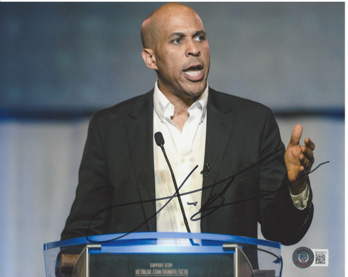 CORY BOOKER NEW JERSEY SENATOR SIGNED 8x10 PHOTO DEMOCRAT LEADER BECKETT BAS COA