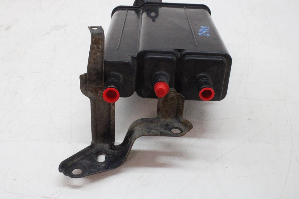 Toyota Prius V 2012 conjunto de bote de vapor de combustible de carbón 77740-47080 OEM 12-17 Foto 2 de 4