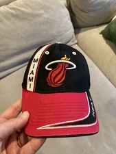 Rare - Vintage Drew Pearson Marketing Signature Series - Chicago Bulls - Cap Hat