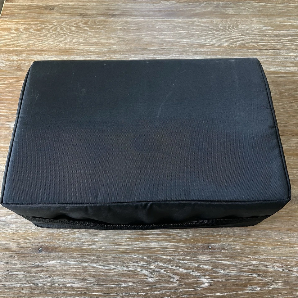 Case Logic 60 Disc CD Carry Case Jewel Storage Holder No Shoulder Strap - Image 3 of 4