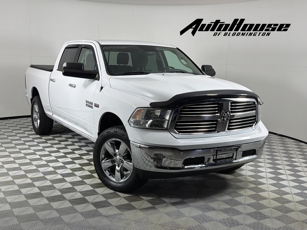 2017 RAM 1500 SLT