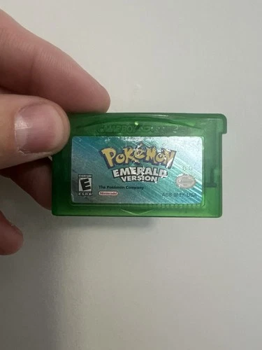 Pokemon Emerald Version (Nintendo Game Boy Advance, 2005)