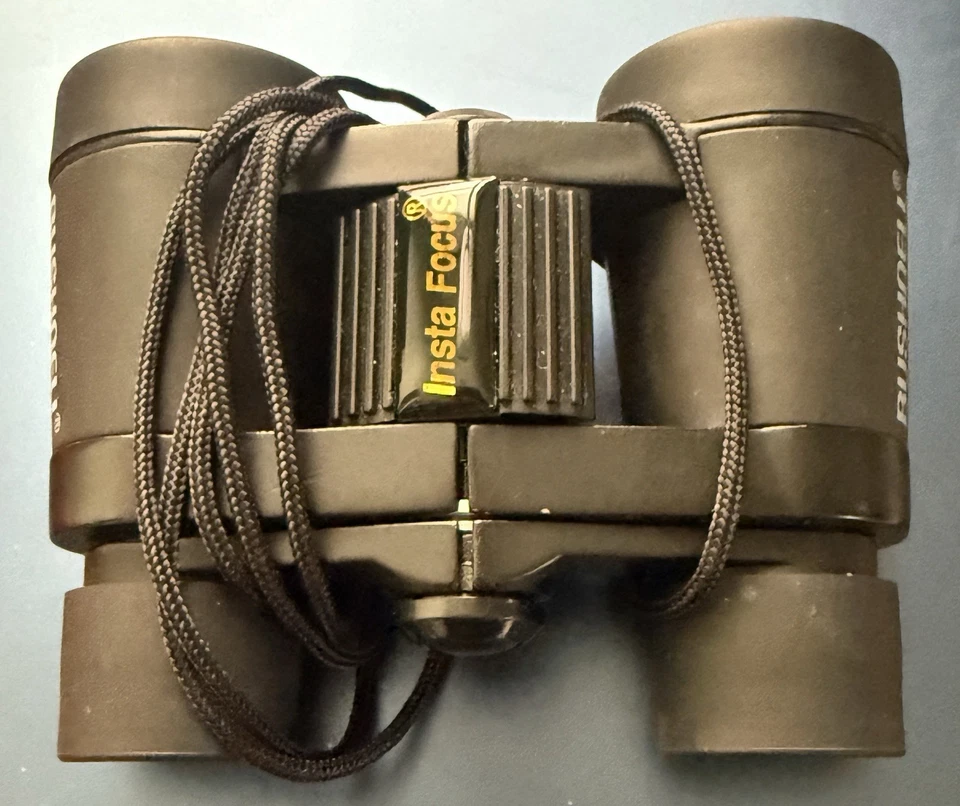 Bushnell Compact Insta Focus Binoculars 4x30PowerviewOriginal CaseWith BeltClip - Image 2 of 4