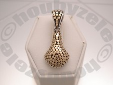 Ciondolo fiaschetta di vino John Hardy in sterling e oro 18 carati a punti