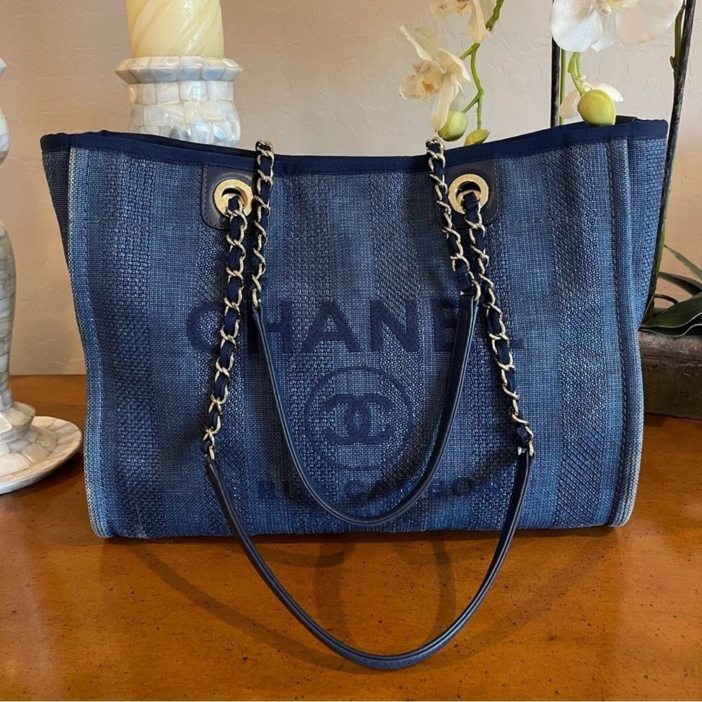 Chanel Mixed Fibers Striped Medium Deauville Tote Navy