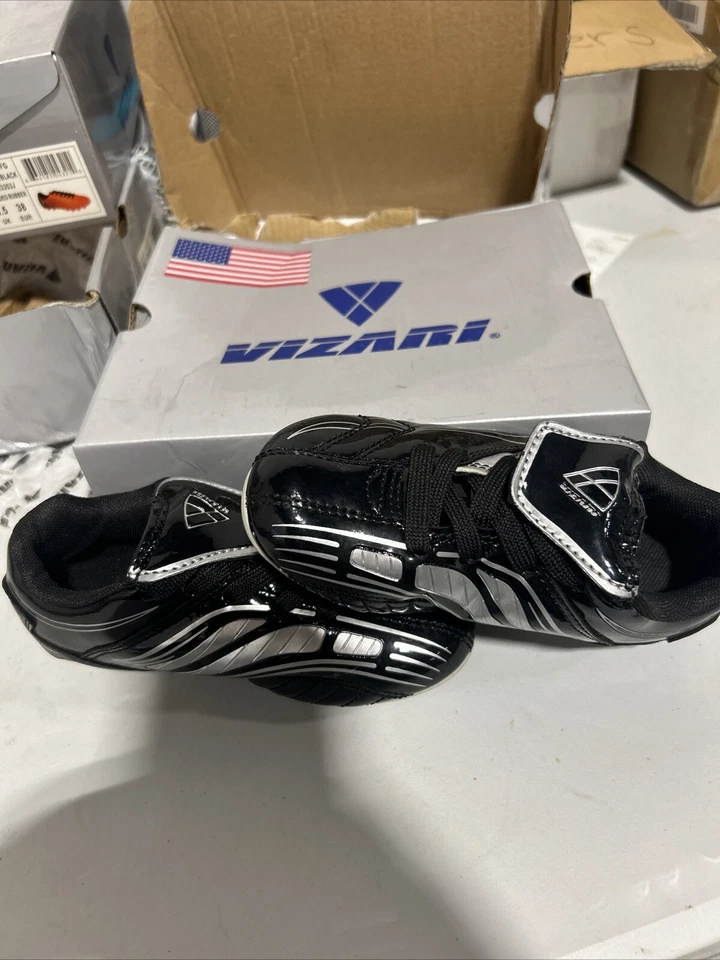 Vizari Sport * Striker * Youth/Junior * Soccer Cleat * Black/Silver, Size 10C - Image 2 of 4