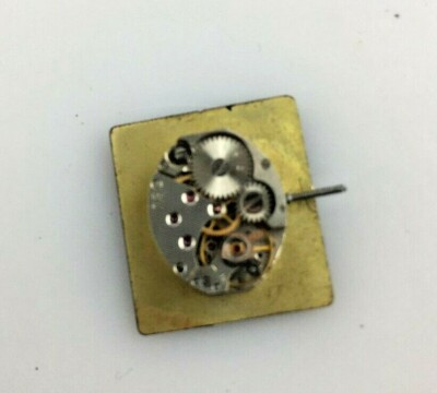 RUSSISCHES UHRWERK UHR KALIBER 1301 HANDAUFZUG ERSATZTEILE NICHT FUNKTIONSFÄHIG 