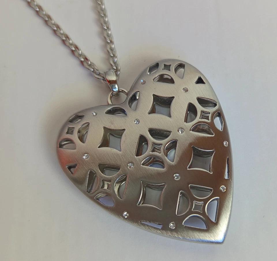 Fossil Collier Damenkette Edelstahl mit Herz Anhänger JF00152040 NEU UVP 69€ - Bild 4 von 4