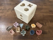 mushie Shape Sorting Sorter Box Educational Learning Toddler Toy Denmark