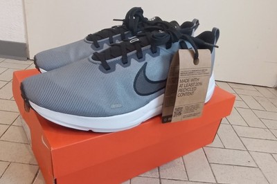 Nike Downshifter 12 Mens Running Trainers Sneakers NEU Ovp Gr. 44 US 10