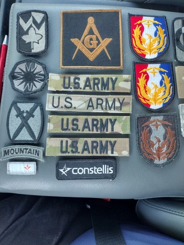 lotto di 17 toppe esercito americano massoniche, 36° divisione sostegno, Constellis - Foto 3 di 4