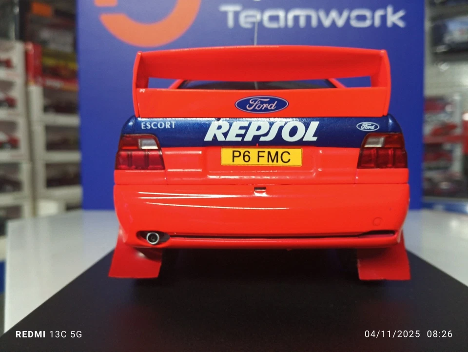 Modellino Auto Rally Ford Escort Cosworth Repsol WRC 1:18 IXO - Immagine 4 di 4