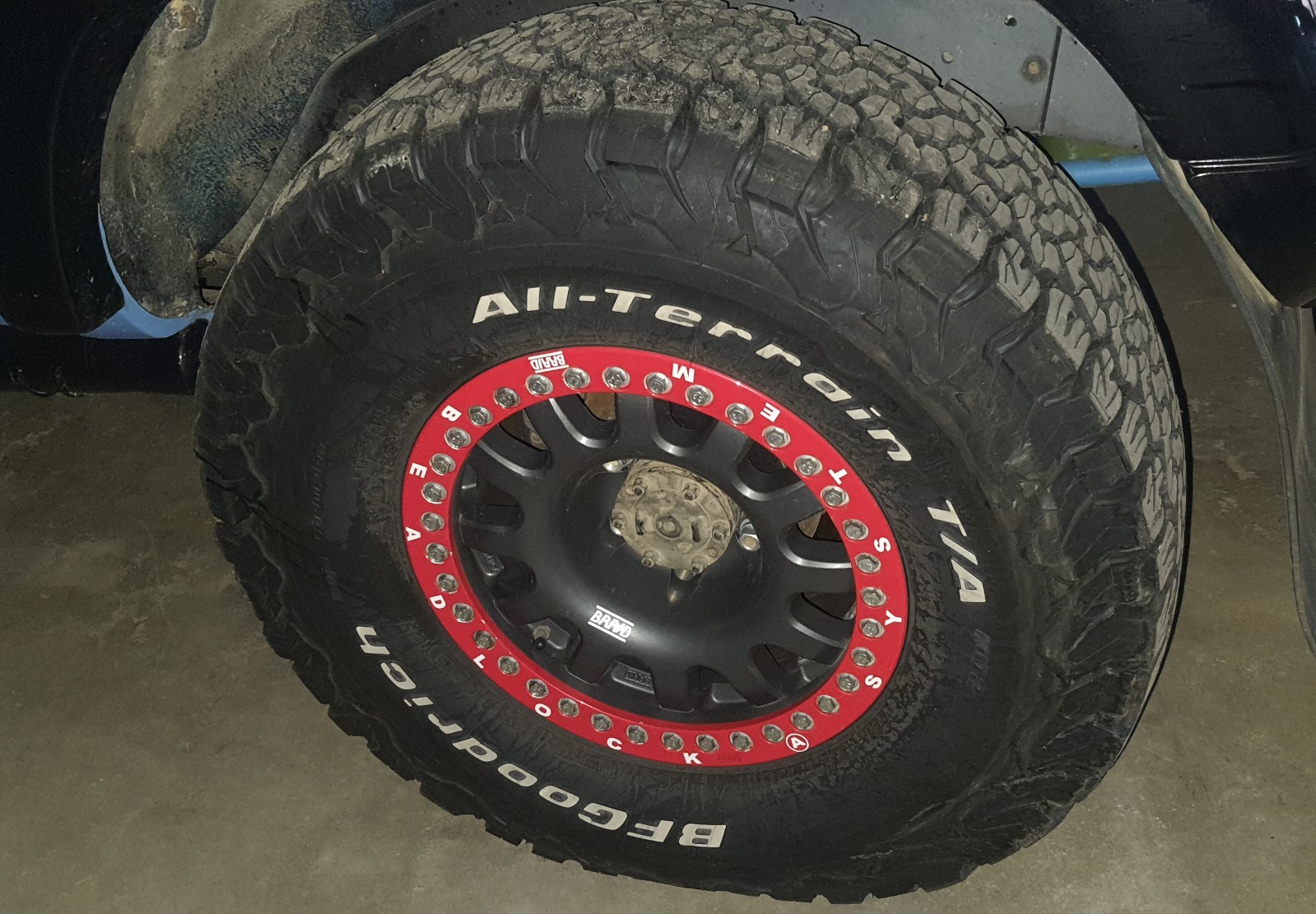Cerchi Fuoristrada BRAID ANTISTALLONAMENTO BEADLOCK CON GOMME MONTATE O SENZA.