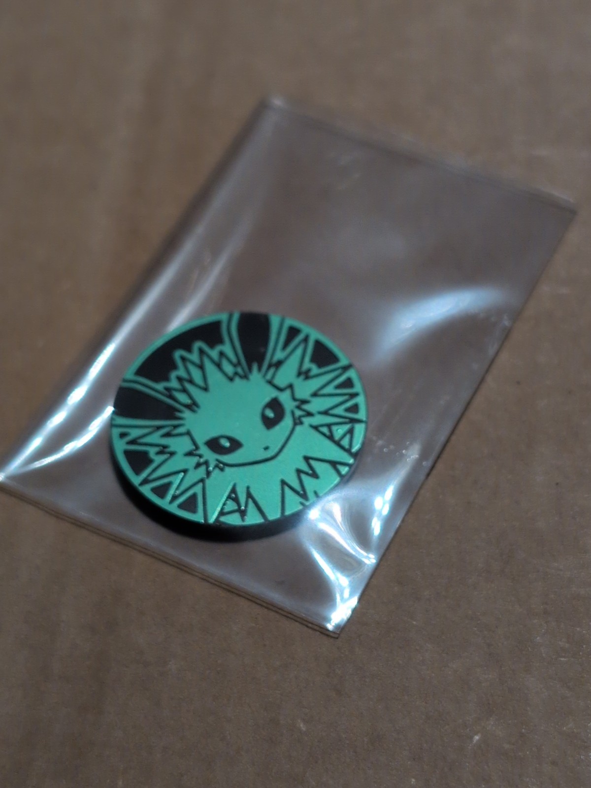 Pokemon Green Jolteon Mini Coin From 151 Chinese